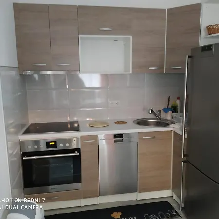 Markaz 2 شقة بيهاتش